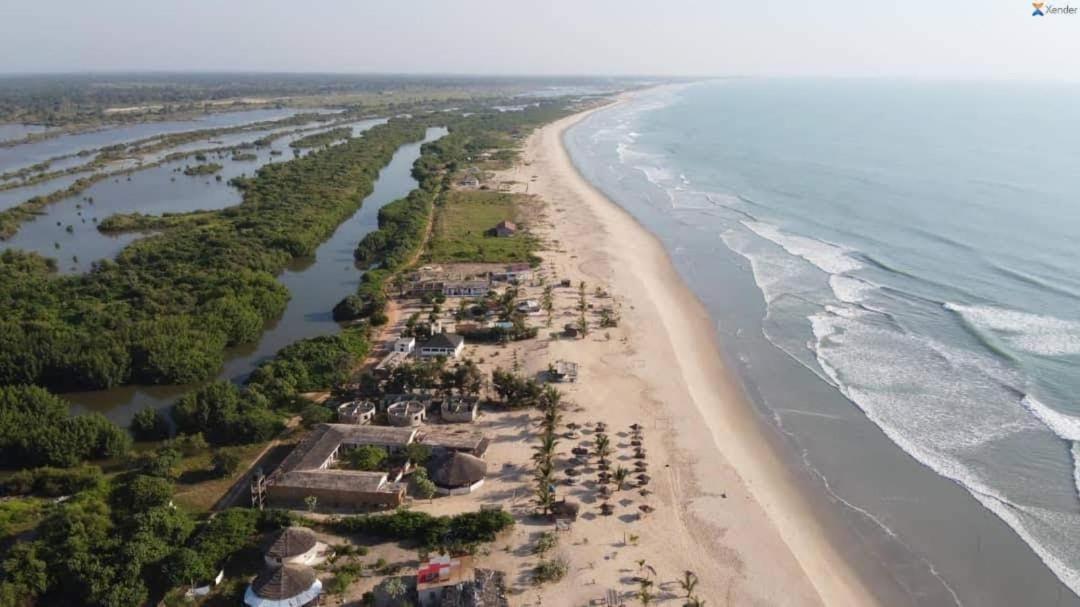 Santana Beachclub Sanyang Exterior photo